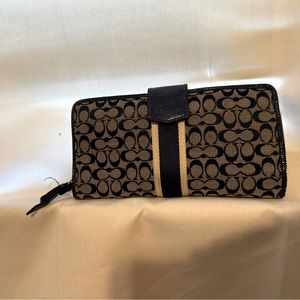 Coach wallet blue and white